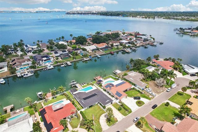 4379 44TH STREET S, St Petersburg, FL 33711
