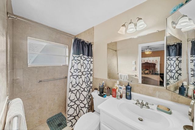 4806 NW 49 Drive, Tamarac, FL 33319