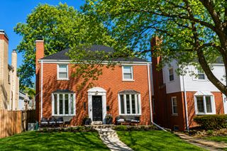 2950 W Jarlath Street, Chicago, IL 60645
