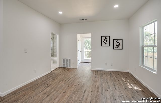 933 DENVER BLVD, San Antonio, TX 78210