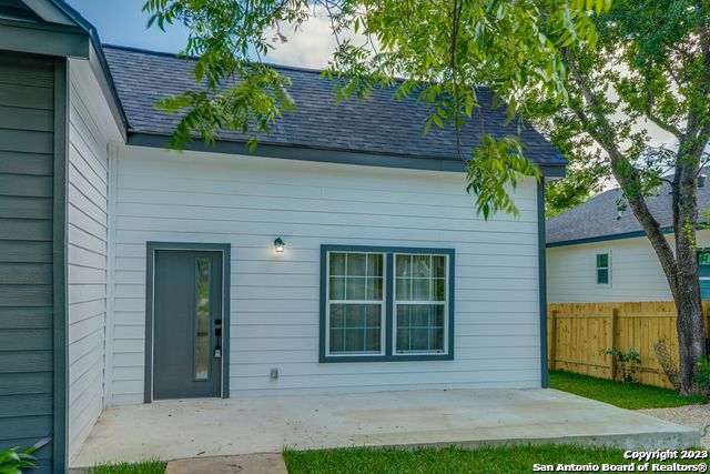 933 DENVER BLVD, San Antonio, TX 78210