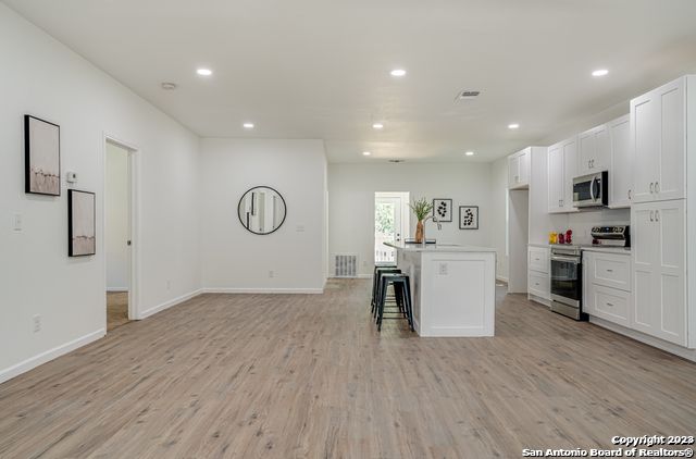 933 DENVER BLVD, San Antonio, TX 78210