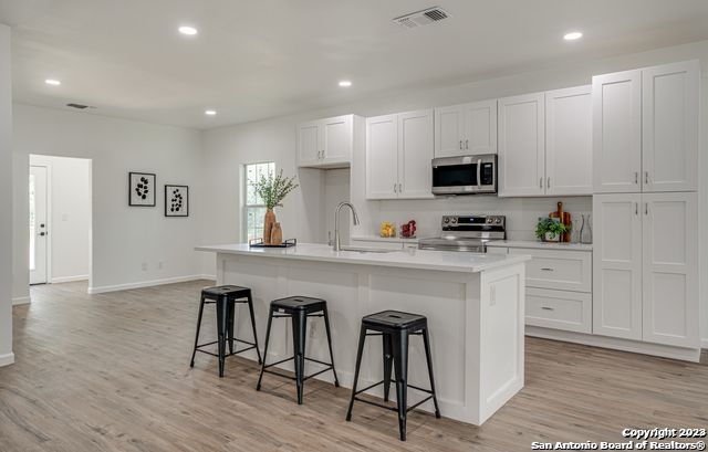 933 DENVER BLVD, San Antonio, TX 78210