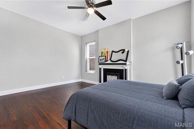 5406 Alaska Avenue, St Louis, MO 63111