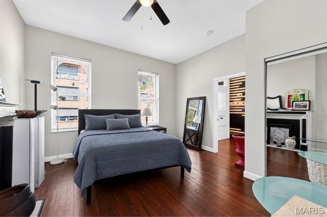 5406 Alaska Avenue, St Louis, MO 63111