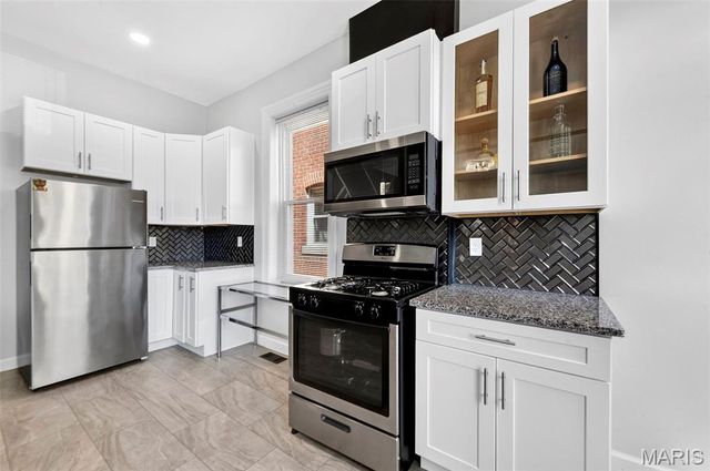 5406 Alaska Avenue, St Louis, MO 63111