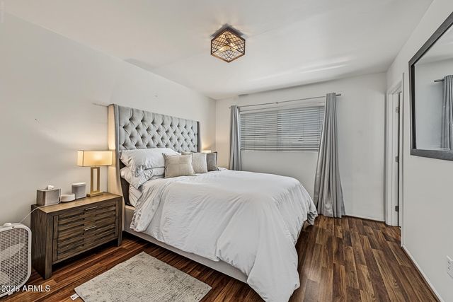 8119 E MITCHELL Drive, Scottsdale, AZ 85251