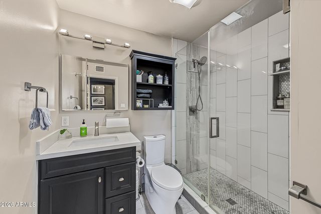 8119 E MITCHELL Drive, Scottsdale, AZ 85251