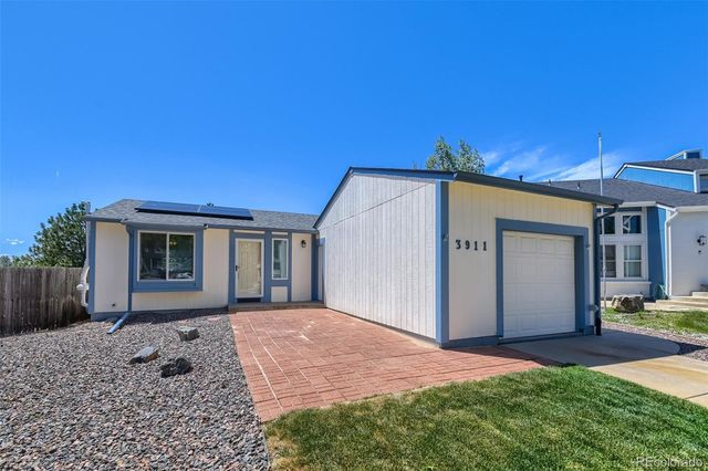 3911 S Ensenada Court, Aurora, CO 80013