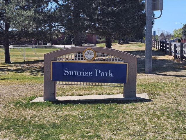3911 S Ensenada Court, Aurora, CO 80013