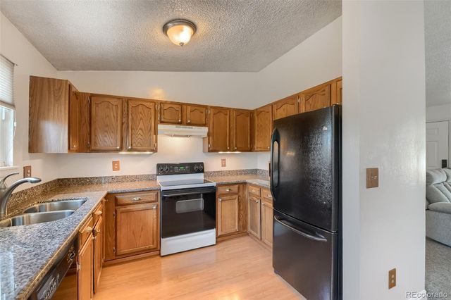 3911 S Ensenada Court, Aurora, CO 80013