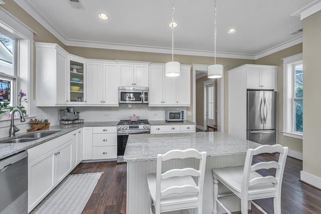 2810 Rivertowne Parkway, Mount Pleasant, SC 29466