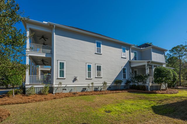 2810 Rivertowne Parkway, Mount Pleasant, SC 29466