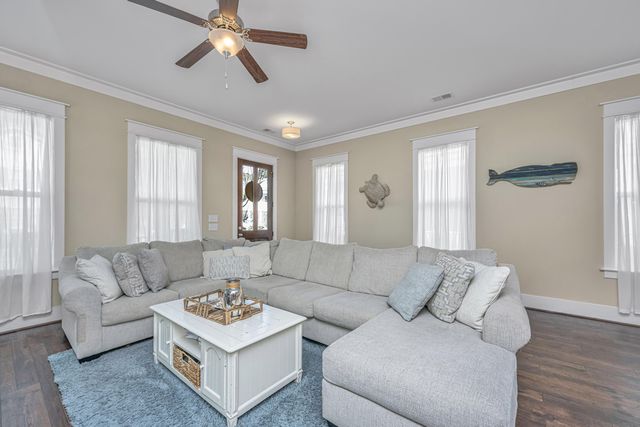 2810 Rivertowne Parkway, Mount Pleasant, SC 29466