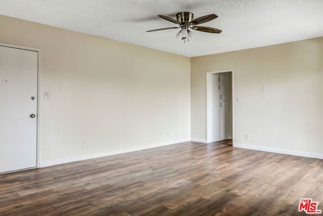 423 N Harvard Boulevard, Los Angeles, CA 90004