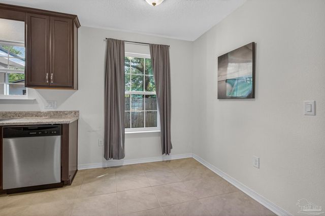 1906 Albany Ave, Pensacola, FL 32507