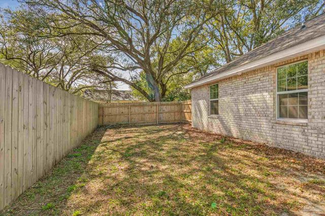 1906 Albany Ave, Pensacola, FL 32507