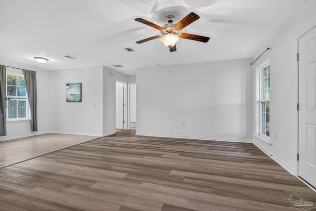 1906 Albany Ave, Pensacola, FL 32507