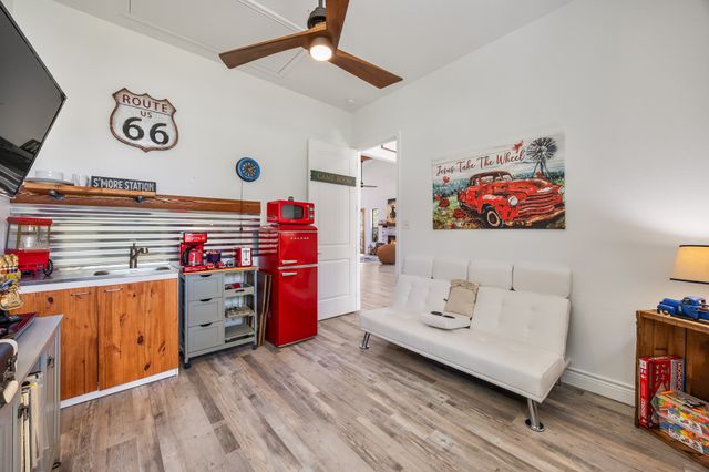 19001 County Road 334, Quinlan, TX 75474