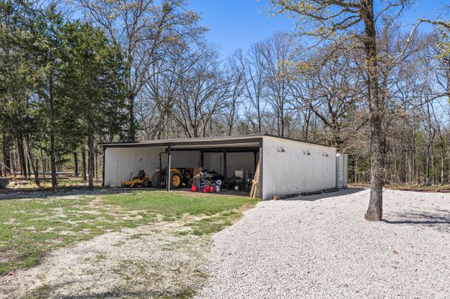 19001 County Road 334, Quinlan, TX 75474