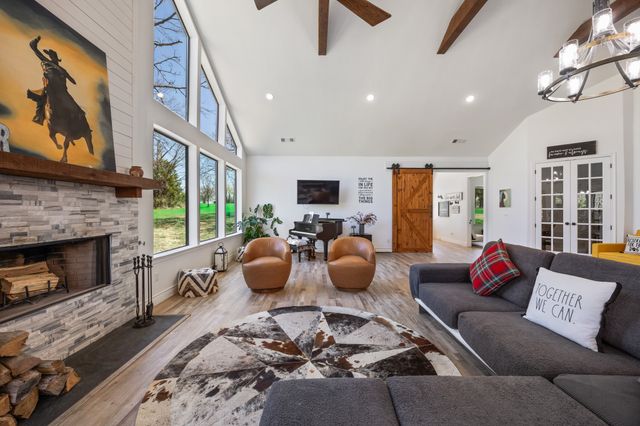 19001 County Road 334, Quinlan, TX 75474