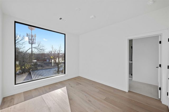 2209 S 1st ST 321, Austin, TX 78704