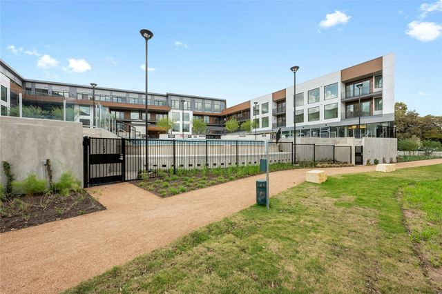 2209 S 1st ST 321, Austin, TX 78704