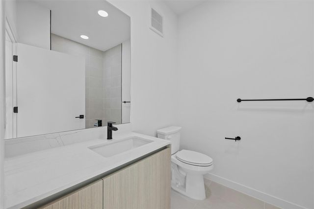 2209 S 1st ST 321, Austin, TX 78704