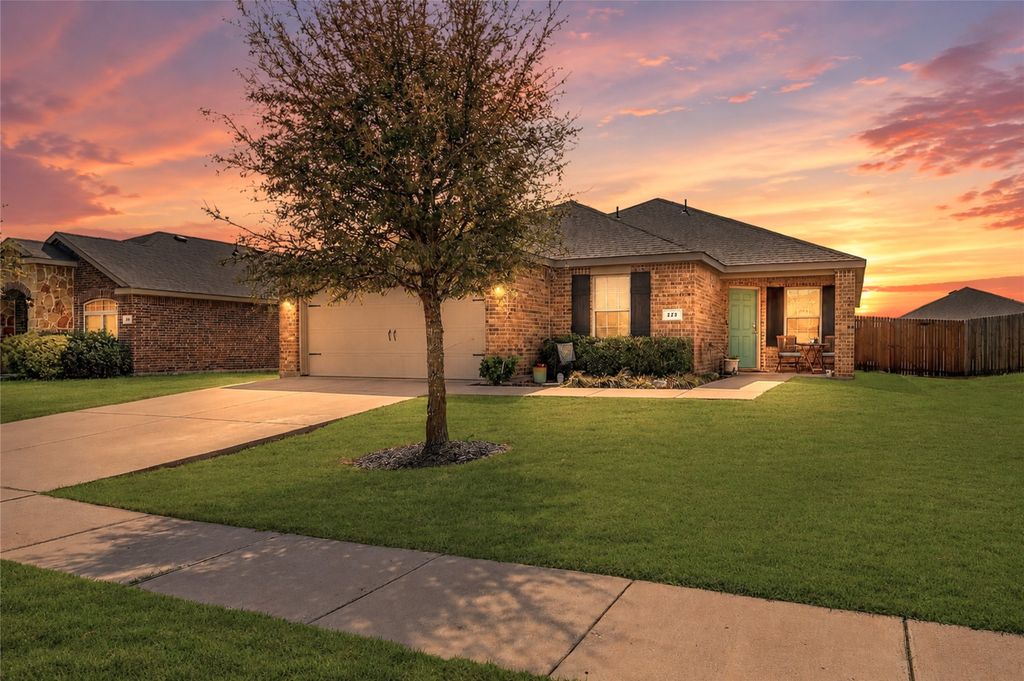 124 Park Avenue, Anna, TX 75409