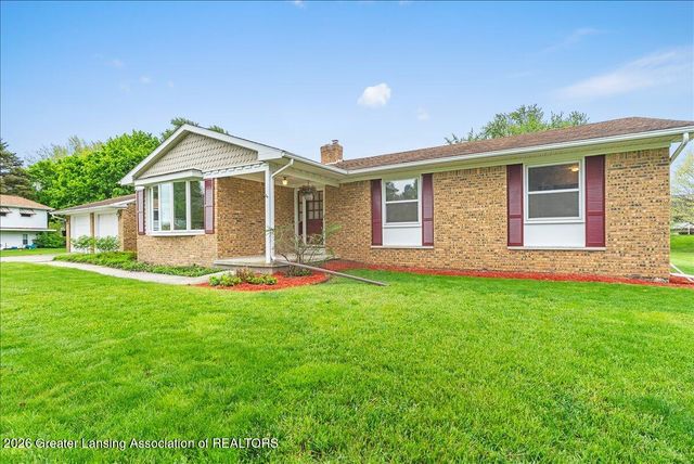 7970 Vista Avenue, Grand Ledge, MI 48837