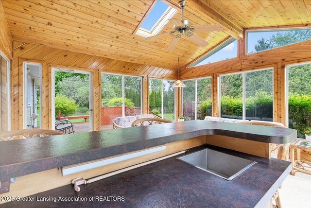 7970 Vista Avenue, Grand Ledge, MI 48837