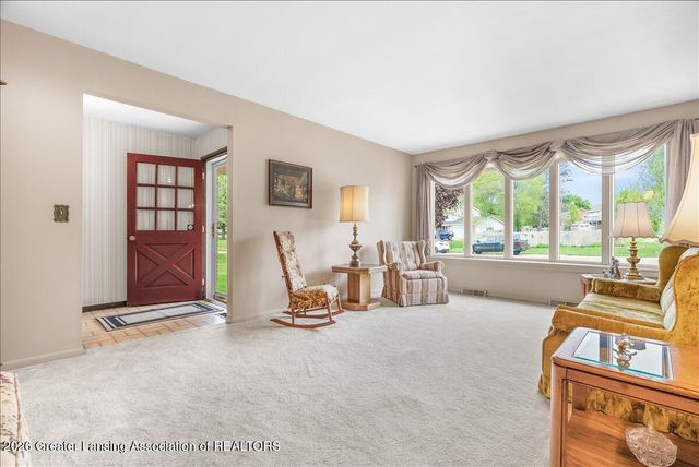 7970 Vista Avenue, Grand Ledge, MI 48837