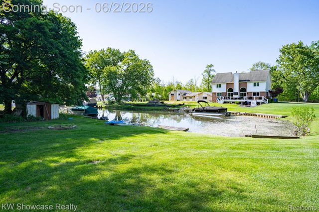 820 Clara Street, Commerce Charter Township, MI 48390
