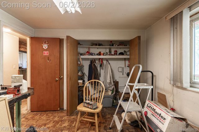 820 Clara Street, Commerce Charter Township, MI 48390
