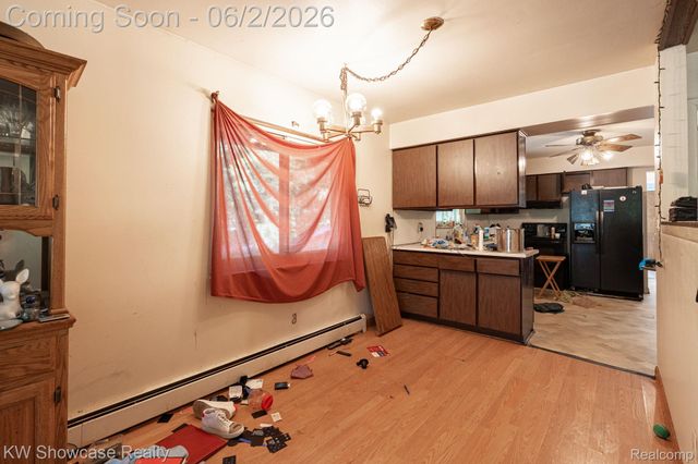 820 Clara Street, Commerce Charter Township, MI 48390