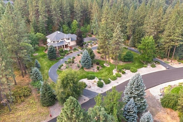 12910 S Fairway Ridge Ln, Spokane, WA 99224