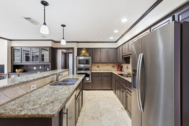 5832 Gallant Fox Lane, Plano, TX 75093