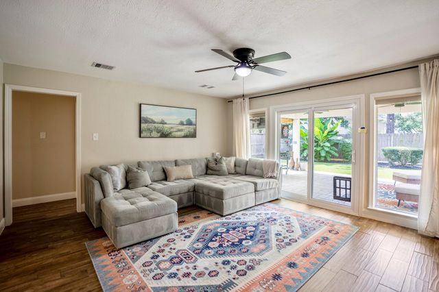20311 Lake Sherwood Drive, Katy, TX 77450