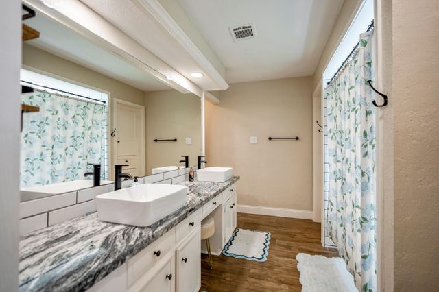 20311 Lake Sherwood Drive, Katy, TX 77450