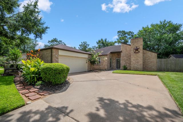20311 Lake Sherwood Drive, Katy, TX 77450