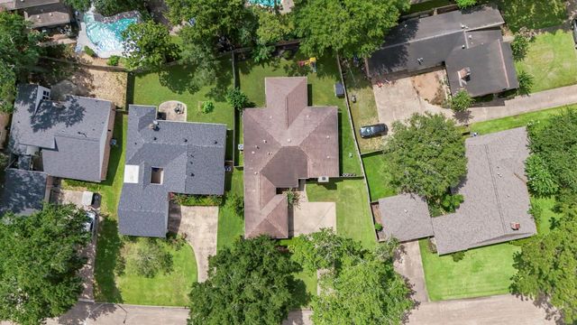 20311 Lake Sherwood Drive, Katy, TX 77450