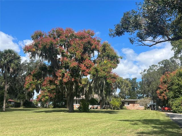 9279 SILVER LAKE DRIVE, Leesburg, FL 34788