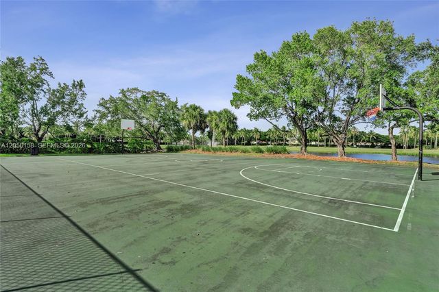 1216 Chinaberry Drive, Weston, FL 33327