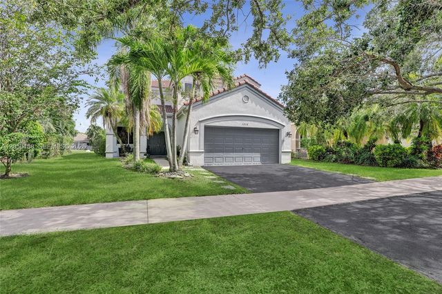 1216 Chinaberry Drive, Weston, FL 33327