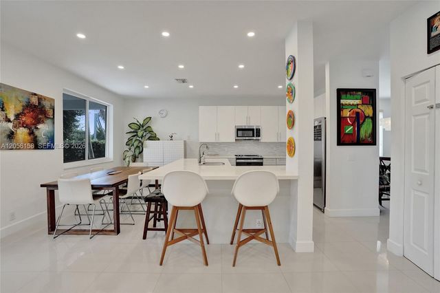 1216 Chinaberry Drive, Weston, FL 33327