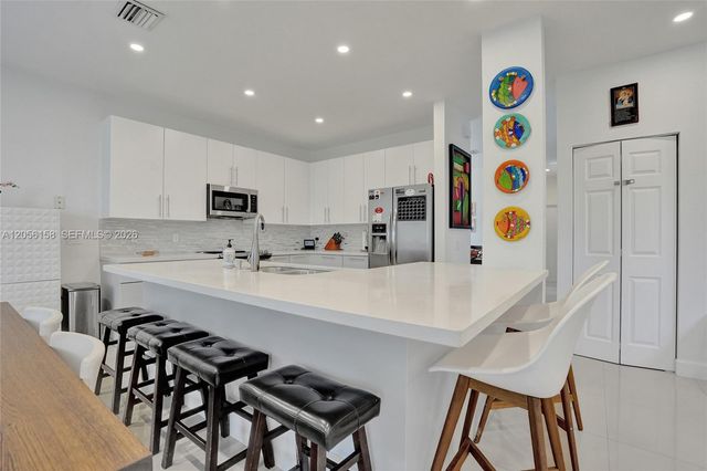 1216 Chinaberry Drive, Weston, FL 33327