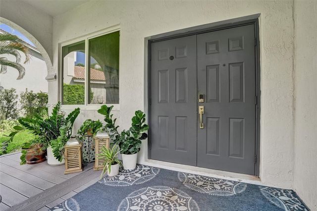 1216 Chinaberry Drive, Weston, FL 33327