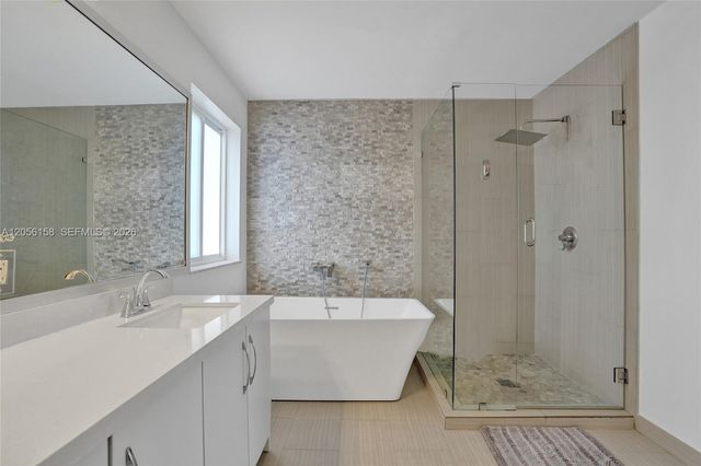 1216 Chinaberry Drive, Weston, FL 33327