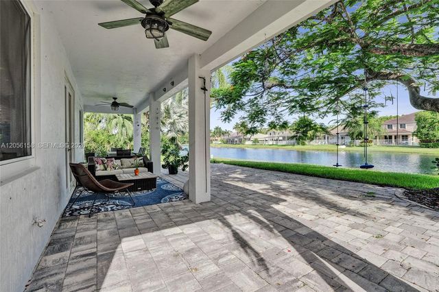 1216 Chinaberry Drive, Weston, FL 33327