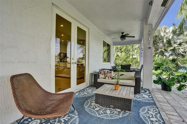 1216 Chinaberry Drive, Weston, FL 33327